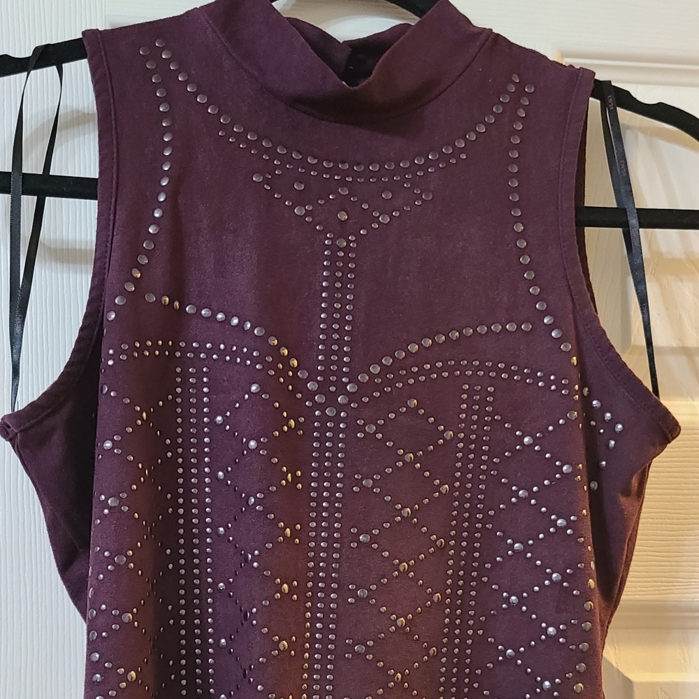 High collar-neck top